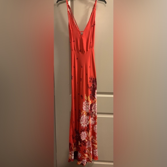 Free People Get To You Printed Maxi Floral Slip Dress Scarlet Combo - Small NWT - Picture 16 of 16